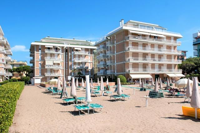 Puerto Del Sol Fronte Mare Apartment Lido di Jesolo Exterior photo